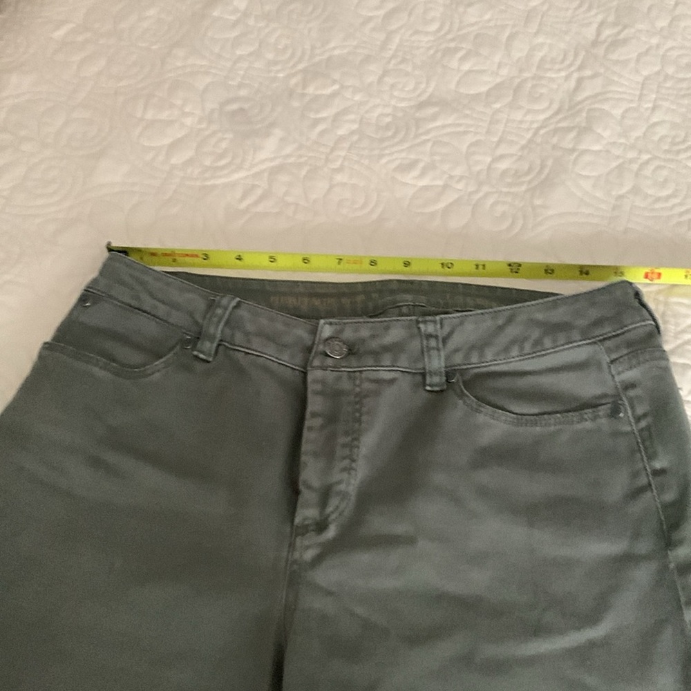 Talbots army green straight leg jeans size 8 - Picture 5 of 13